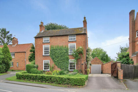 Rempstone LE12 4 bed detached house for sale