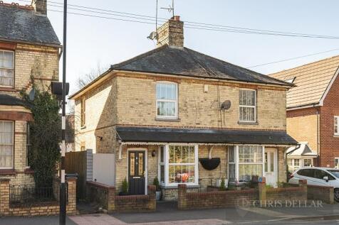 2 bedroom semi-detached house for sale
