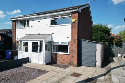 2 bedroom semi-detached house for sale