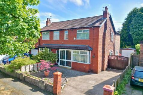 4 bedroom semi-detached house for sale