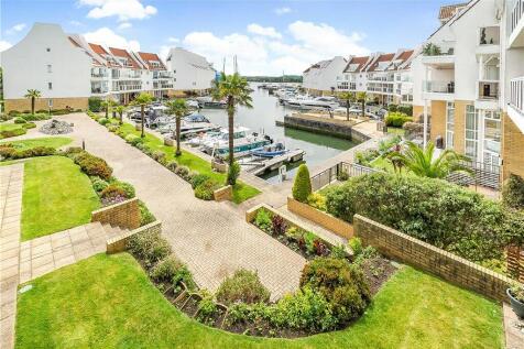Lake Avenue, Poole, Dorset 3 bed apartment for sale