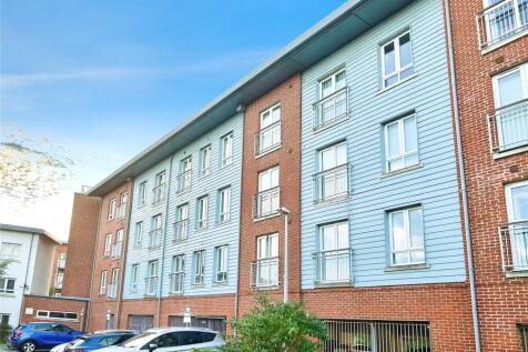 Avenel Way, Poole 2 bed apartment for sale