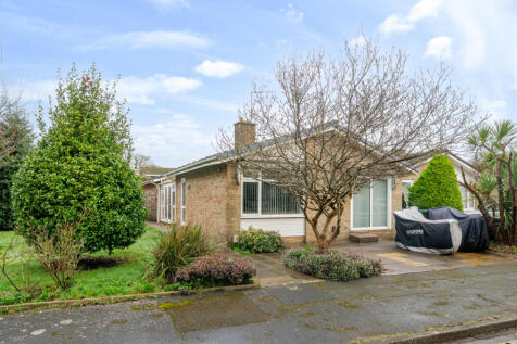 Ranelagh Road, Highcliffe, Christchurch 3 bed bungalow for sale