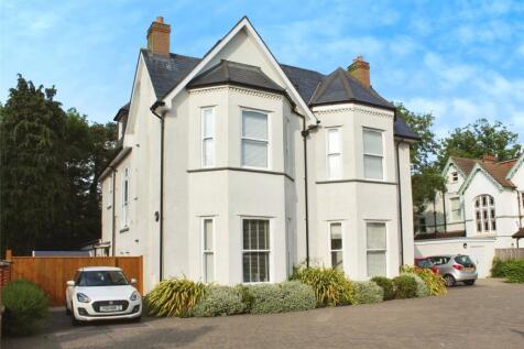 Lansdowne Road, Bournemouth, Dorset 2 bed apartment for sale