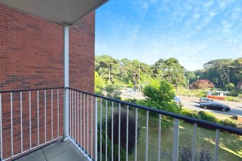 Christchurch Road, Bournemouth, Dorset 2 bed apartment for sale