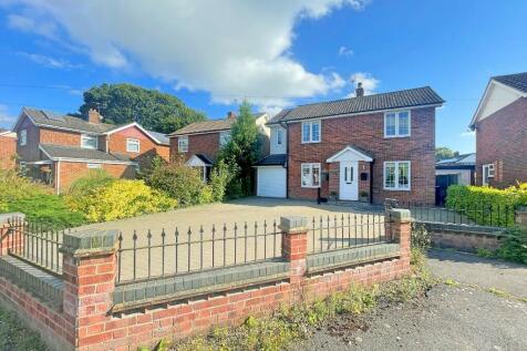 5 bedroom detached house for sale