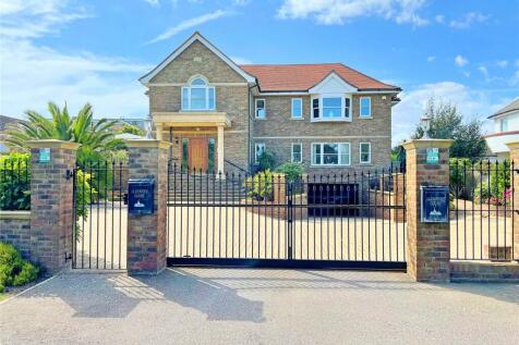 Sea Avenue, Rustington... 2 bed flat for sale