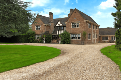 7 bedroom detached house for sale