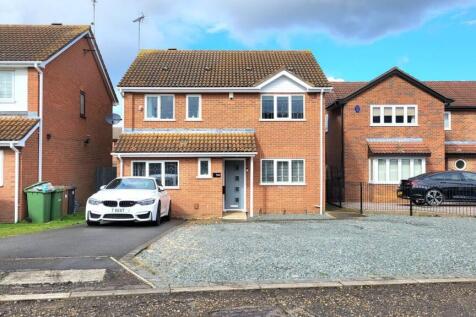 6 bedroom detached house for sale