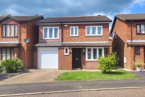 4 bedroom detached house for sale