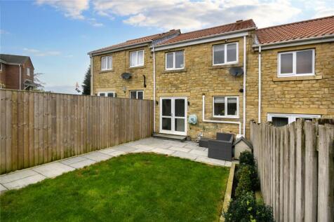 Hall Farm Park, Micklefield, Leeds... 3 bed terraced house for sale