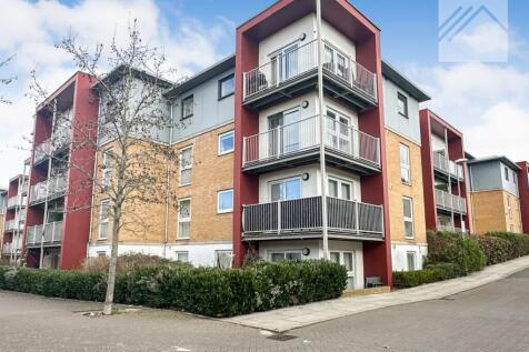 Saxton Close 2 bed flat for sale