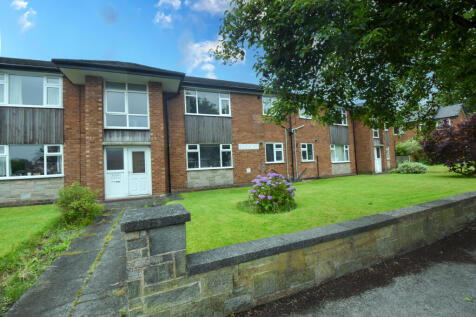 Woodhouse Court, Woodhouse Road... 2 bed flat for sale