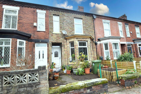 Railway Road, Urmston, M41 4 bed terraced house for sale