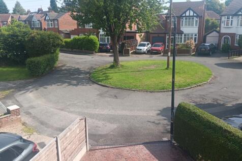 Moorlands Avenue, Urmston, M41 3 bed semi