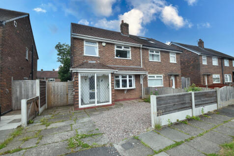 3 bedroom semi-detached house for sale