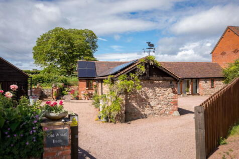 3 bedroom barn conversion for sale
