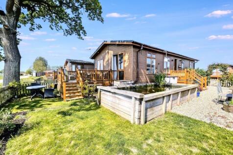 2 bedroom lodge for sale