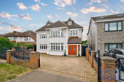 Chigwell Rise, Chigwell IG7 6 bed detached house for sale