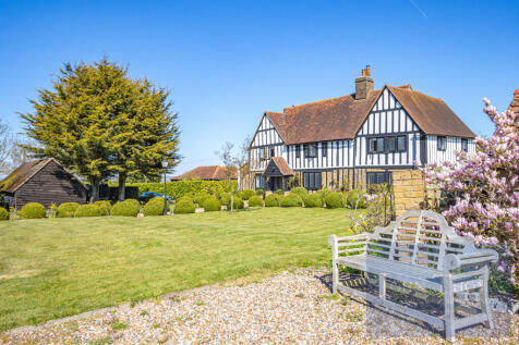 7 bedroom detached house for sale