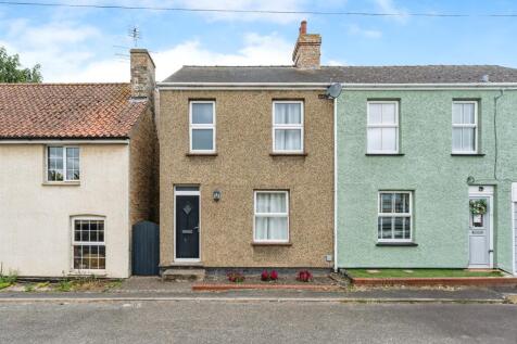 2 bedroom end of terrace house for sale