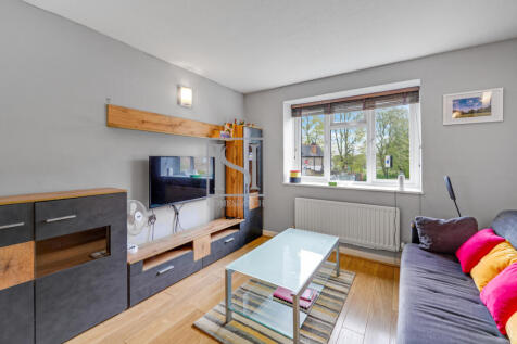 1 bedroom flat for sale