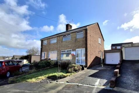 Chiswick Close, Cefn Glas, Bridgend... 3 bed semi