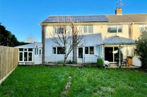 4 bedroom semi-detached house for sale