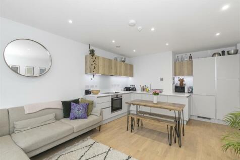 2 bedroom flat for sale