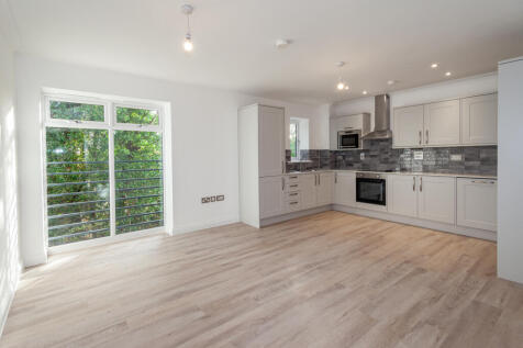 6 Cavell Court, Woodbridge, IP12 1FR 2 bed flat for sale