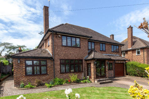 6 bedroom house for sale