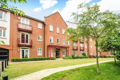 Aylesbury,  Buckinghamshire,  HP21 2 bed flat for sale