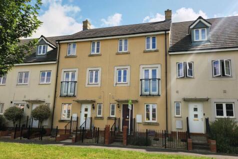 4 bedroom town house for sale