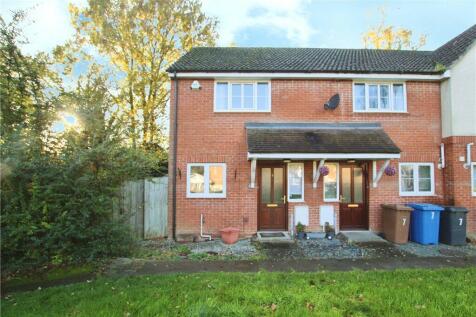 La Salle Close, Ipswich, Suffolk 2 bed end of terrace house for sale