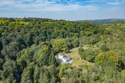 Strawberry Hill, Marple, Stockport, SK6 5 bed detached house for sale