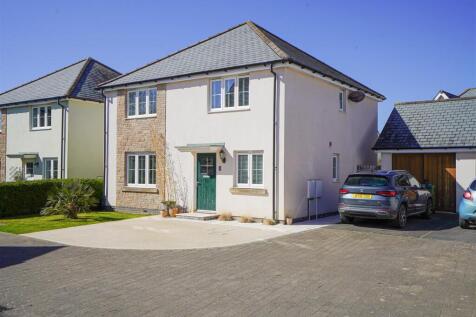 Barracks Road, Fremington, Barnstaple 4 bed detached house for sale
