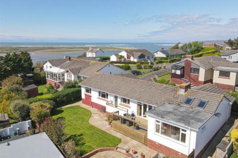 Mariners Way, Appledore 4 bed detached bungalow for sale