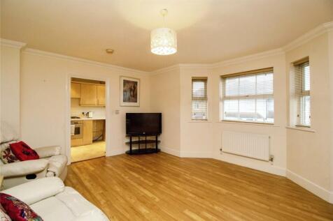 The Courtyard, Brentwood, Essex, CM15 2 bed apartment for sale