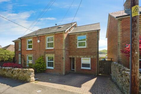 Institute Hill, Niton, Ventnor, Isle... 4 bed semi