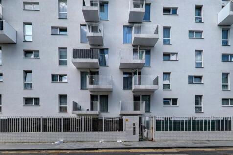 Axe Street, Barking, IG11 1 bed apartment for sale