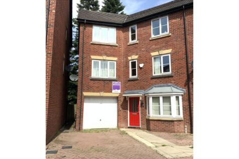 6 bedroom semi-detached house for sale