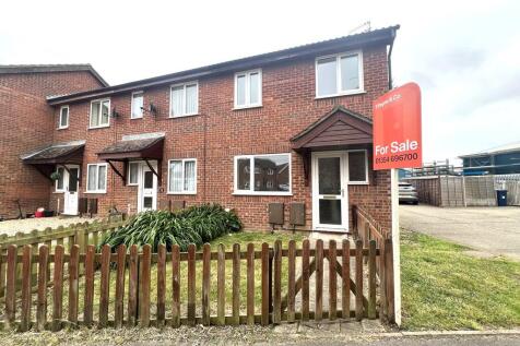 3 bedroom end of terrace house for sale