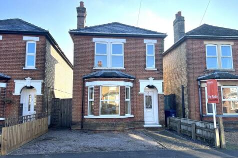 3 bedroom detached house for sale