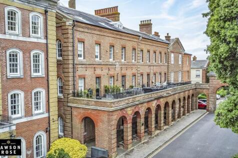 The Colannades, Royal Gate 2 bed flat for sale