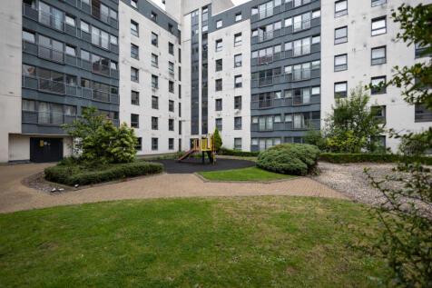 WALLACE STREET, GLASGOW G5 3 bed flat for sale