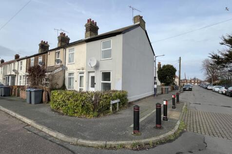 Orford Road, Felixstowe IP11 3 bed end of terrace house for sale