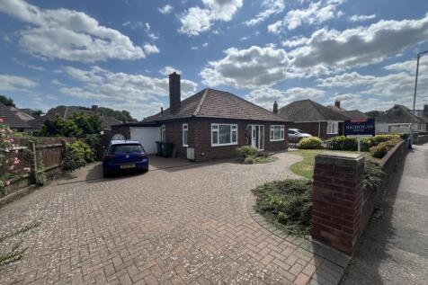 Mill Lane, Felixstowe IP11 2 bed detached bungalow for sale