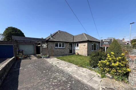 Springfield Road, Mere 3 bed detached bungalow for sale