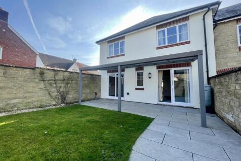 Casterbridge Way, Gillingham 4 bed end of terrace house for sale