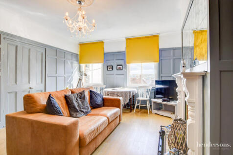 Studio apartment for sale